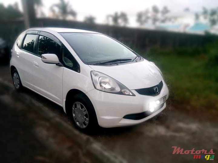 2010' Honda Fit photo #1