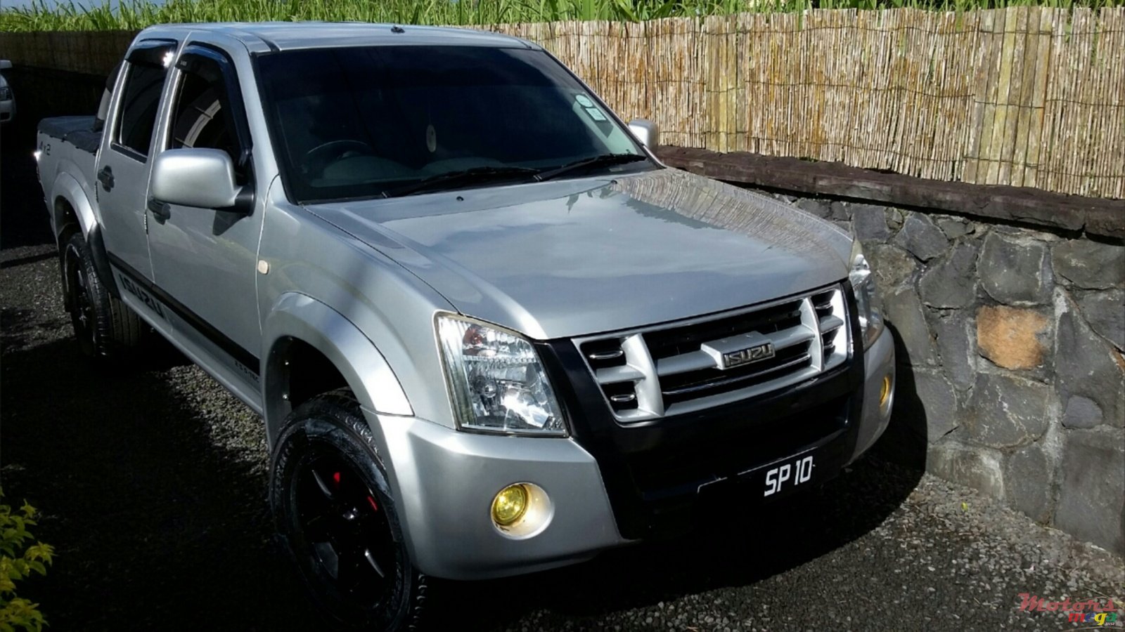 2010' Isuzu KB Series Hi trail photo #1