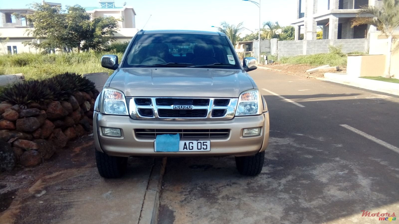 2005' Isuzu D-Max photo #1