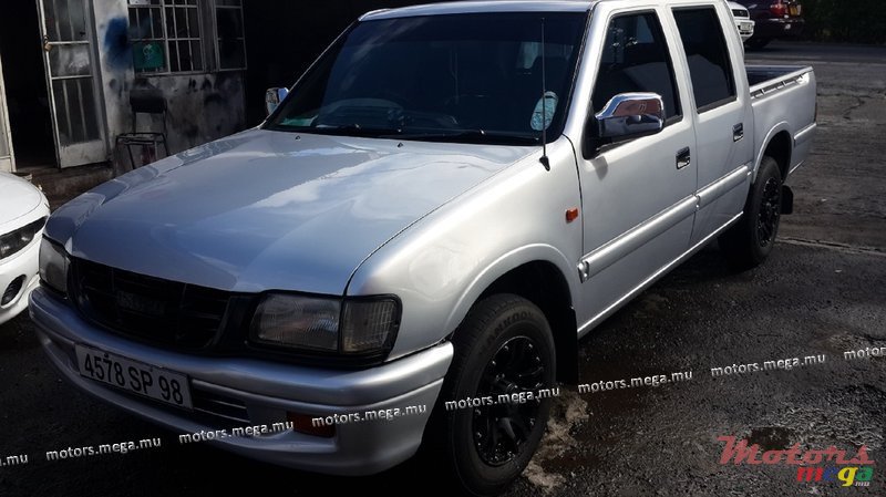 1998' Isuzu photo #1