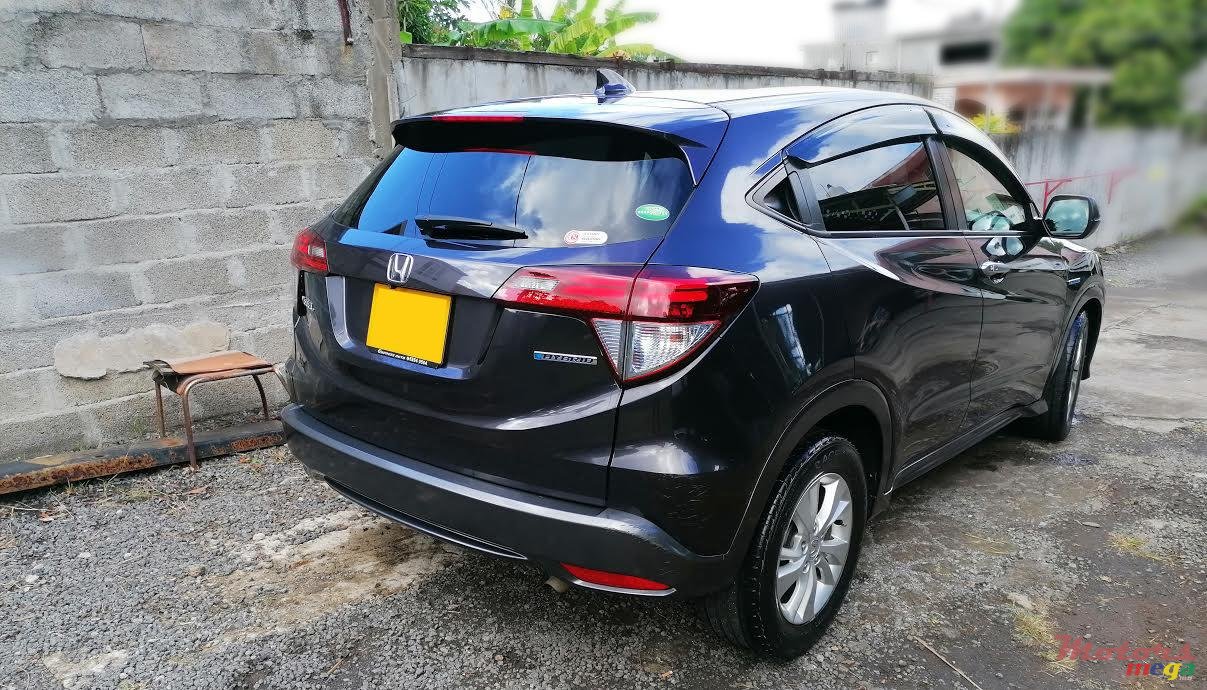 2015' Honda HR-V Vezel photo #4