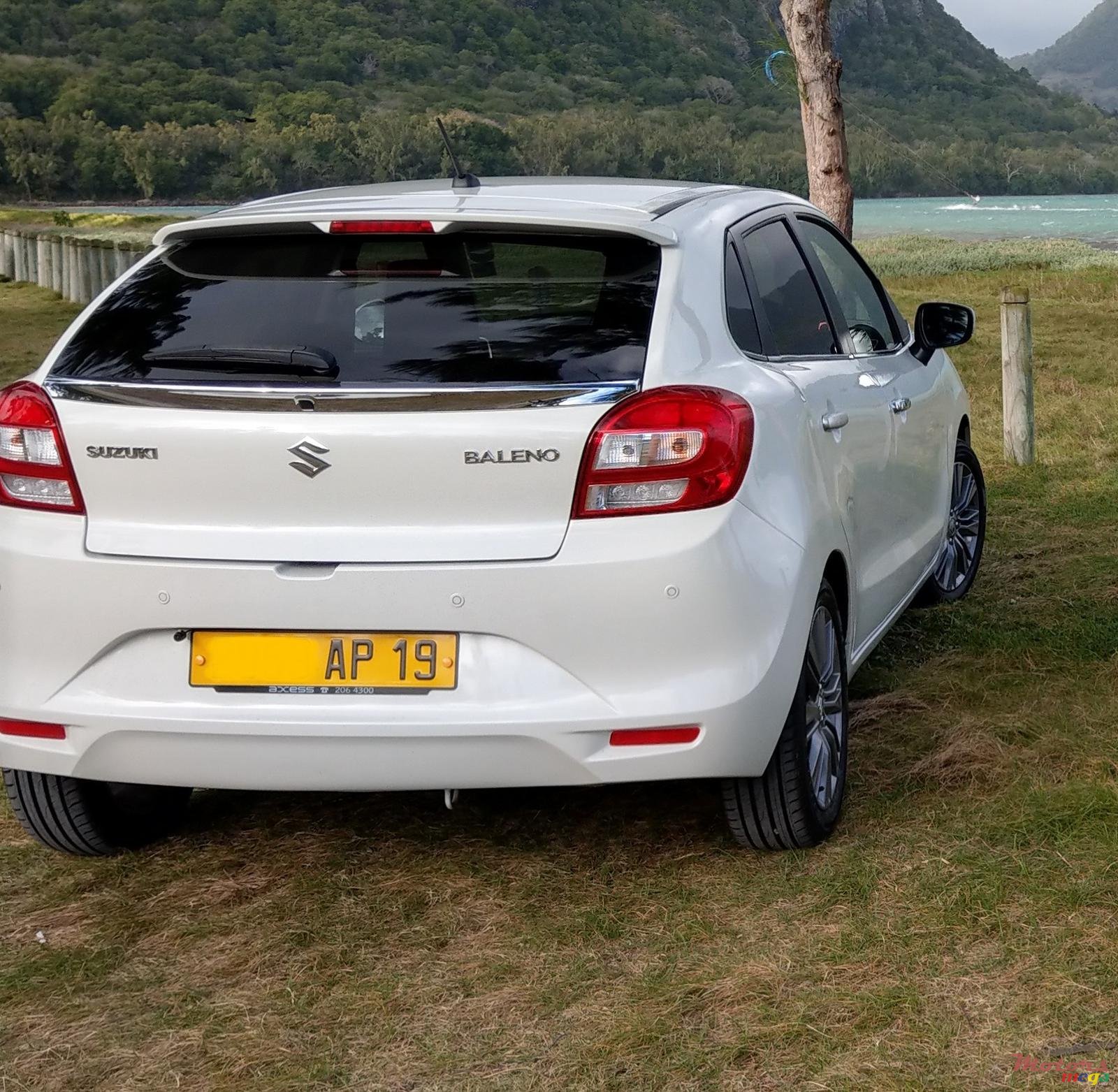 2019' Suzuki Baleno GLX photo #2