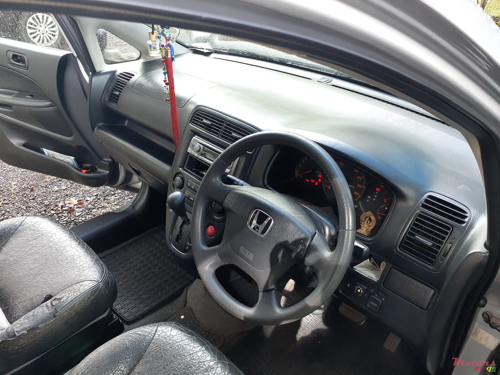 2003' Honda Stream photo #2