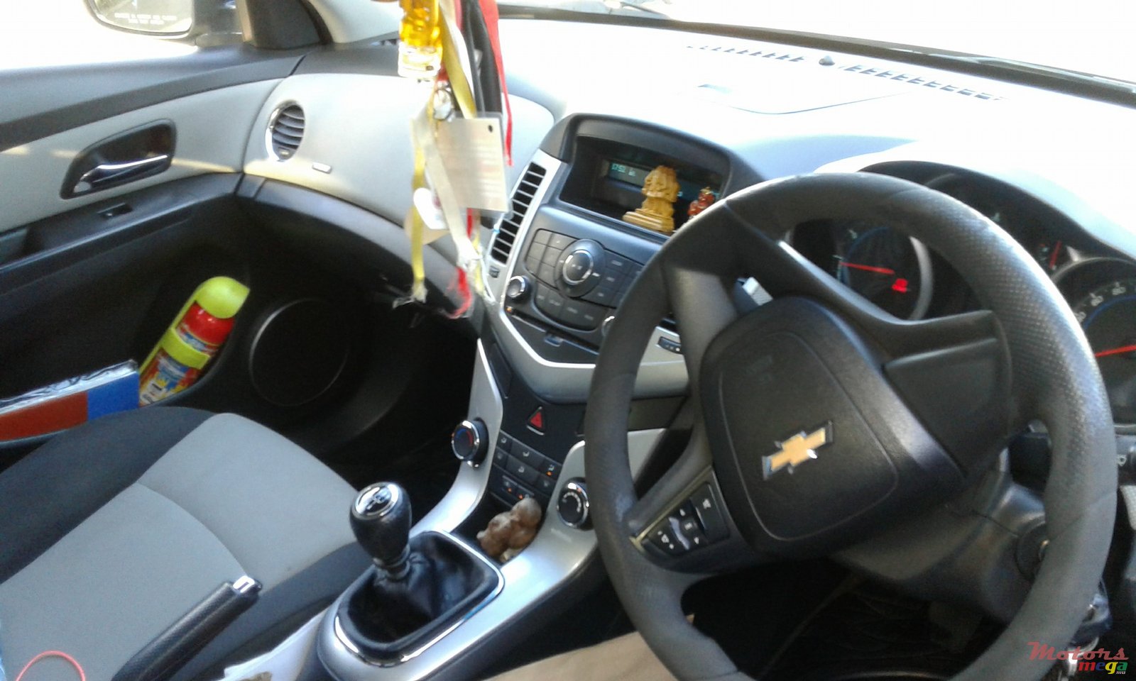 2013' Chevrolet Cruze photo #2