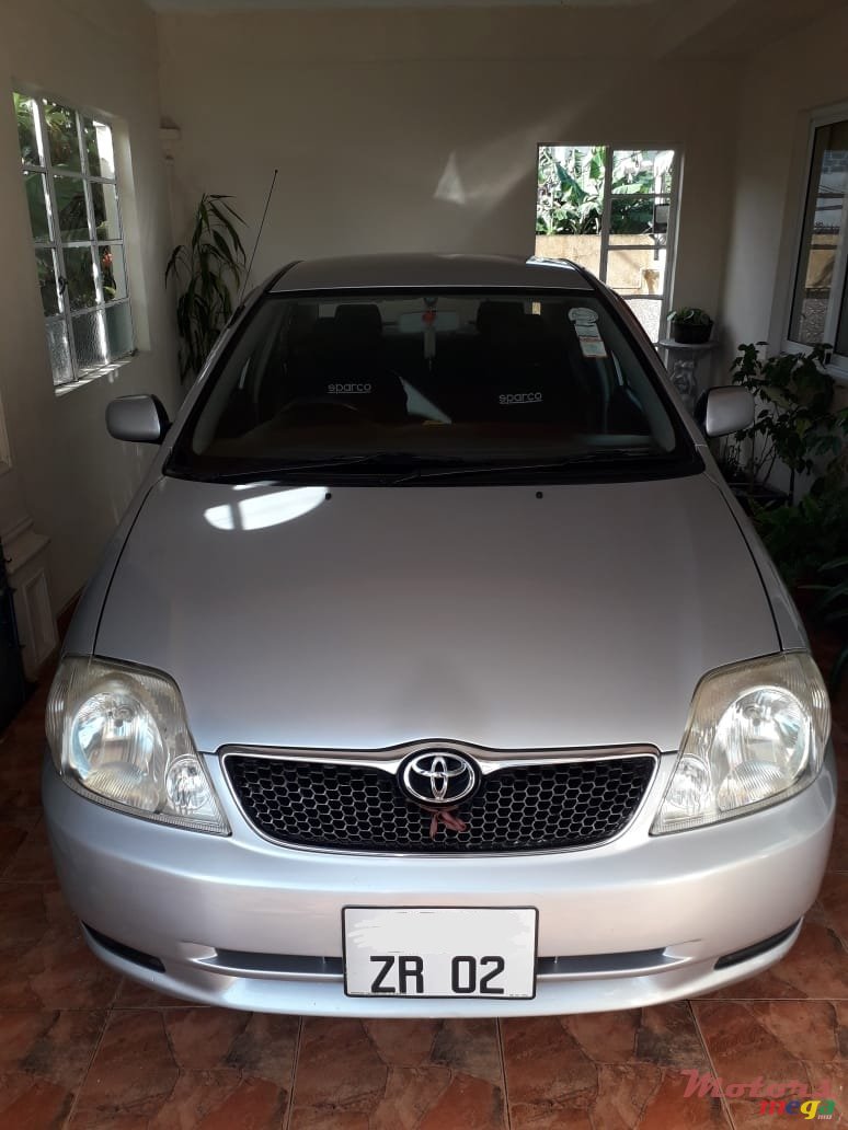 2002' Toyota Corolla photo #1