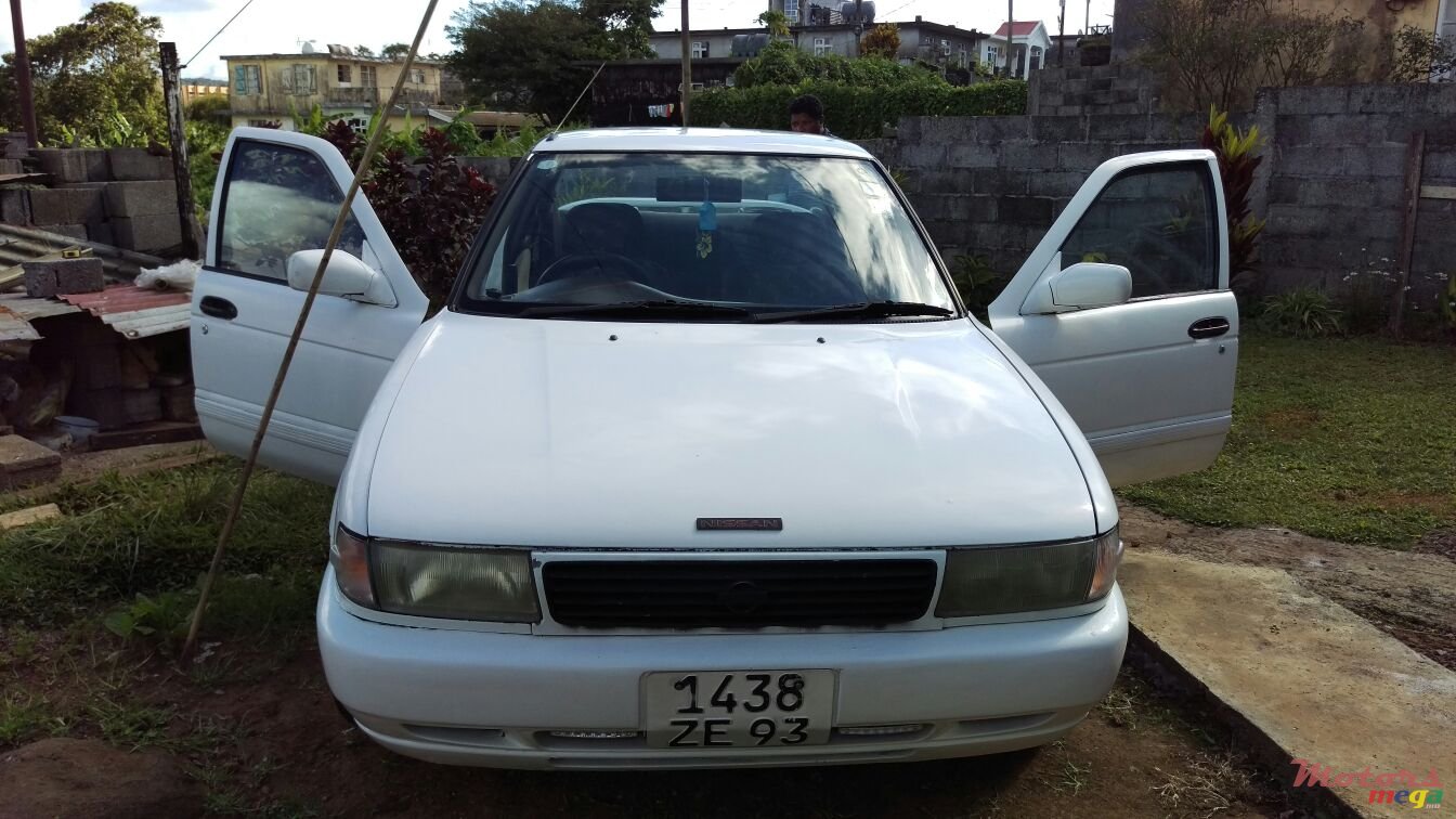 1993' Nissan photo #5