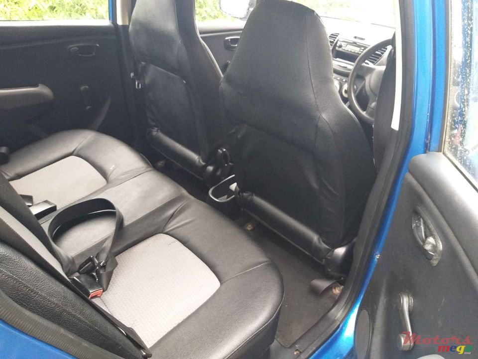 2009' Hyundai i10 1.2L MANUAL photo #6