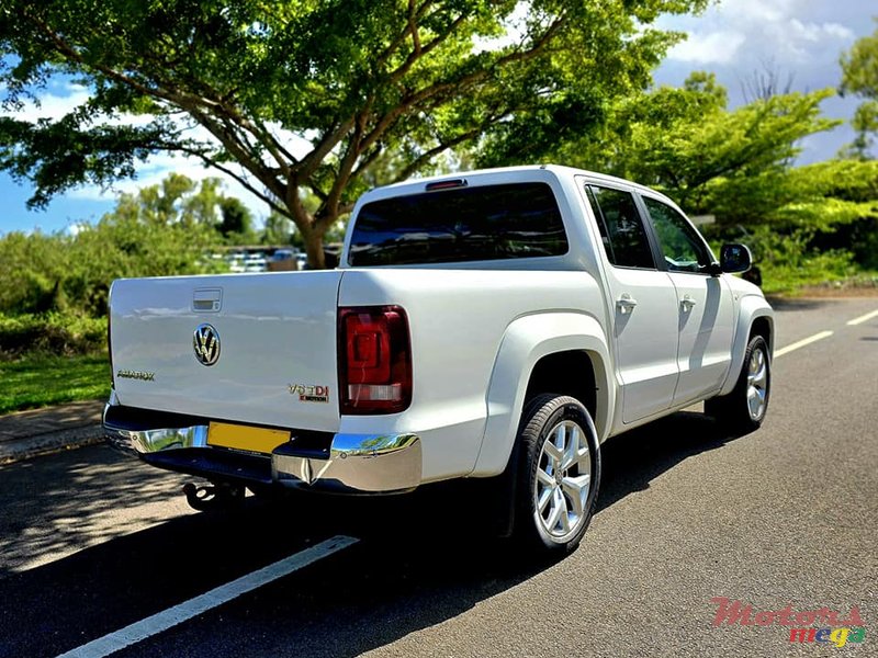 2018' Volkswagen Amarok photo #4