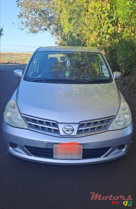 2008' Nissan Tiida photo #2