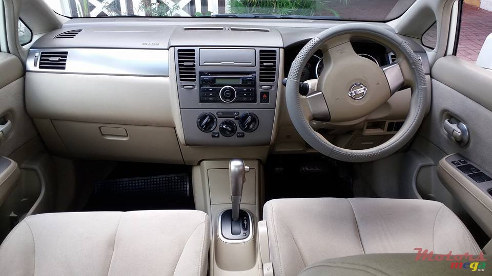 2007' Nissan Tiida photo #5