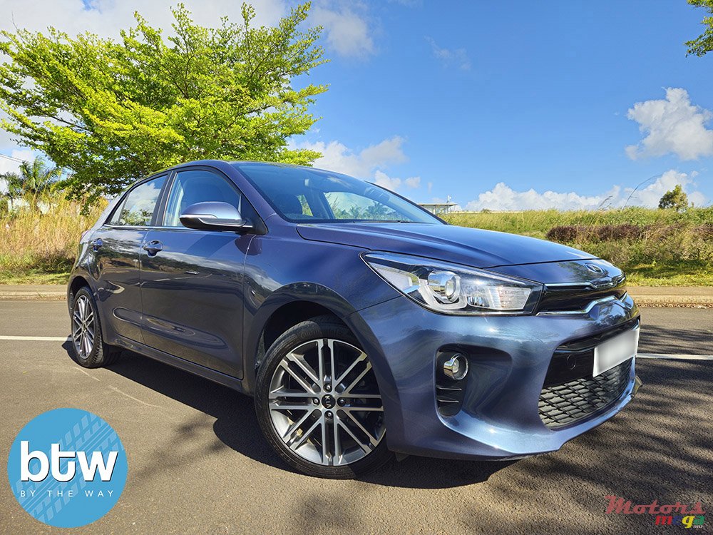 2020' Kia Rio photo #1