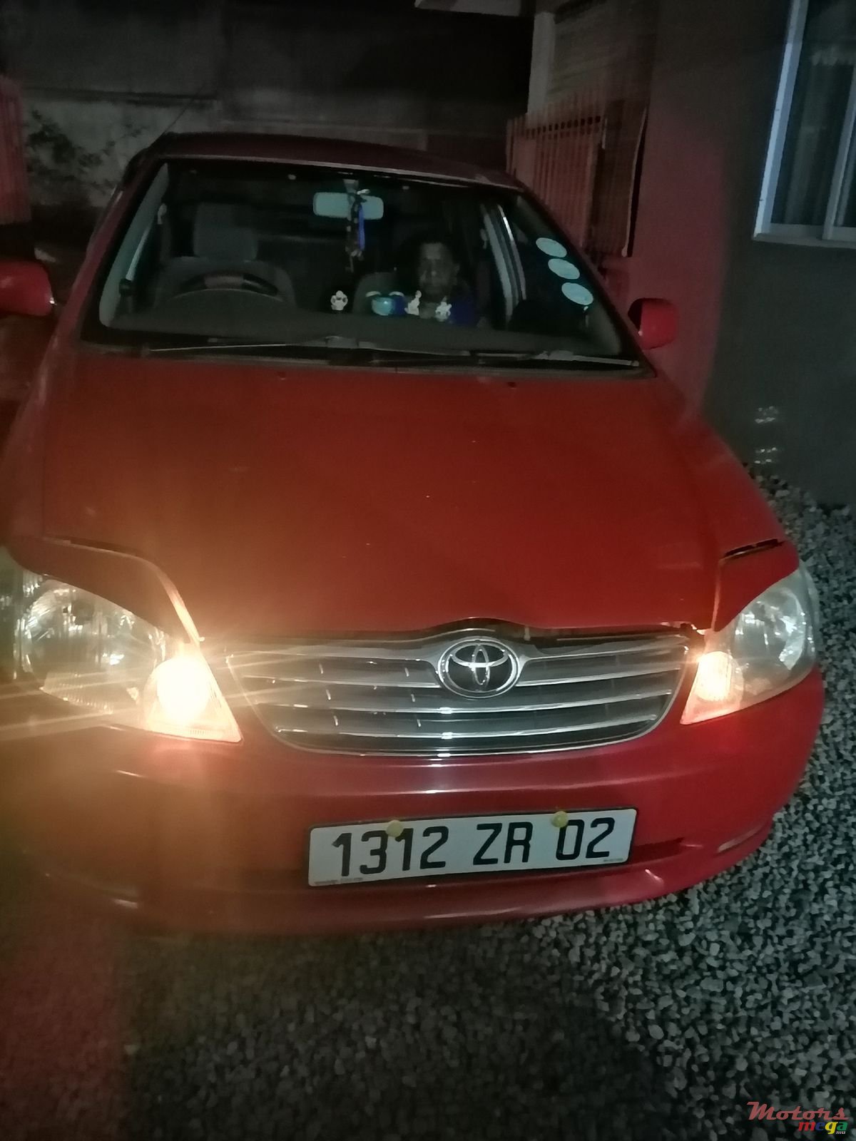 2002' Toyota NZE photo #5