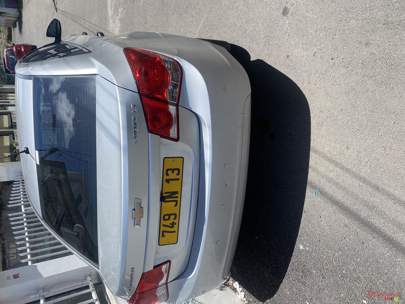 2013' Chevrolet Cruze photo #3