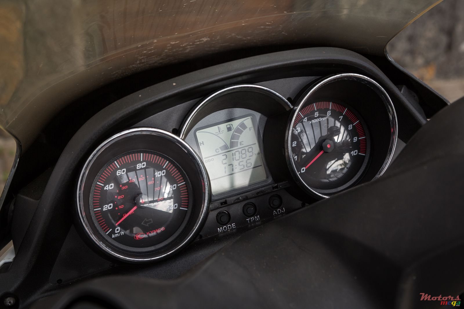 2013' Kymco Downtown 125 photo #3