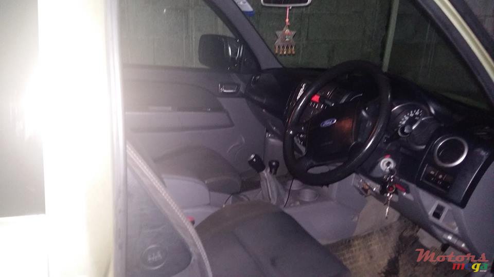 2009' Ford Ranger 4-4 turbo photo #7