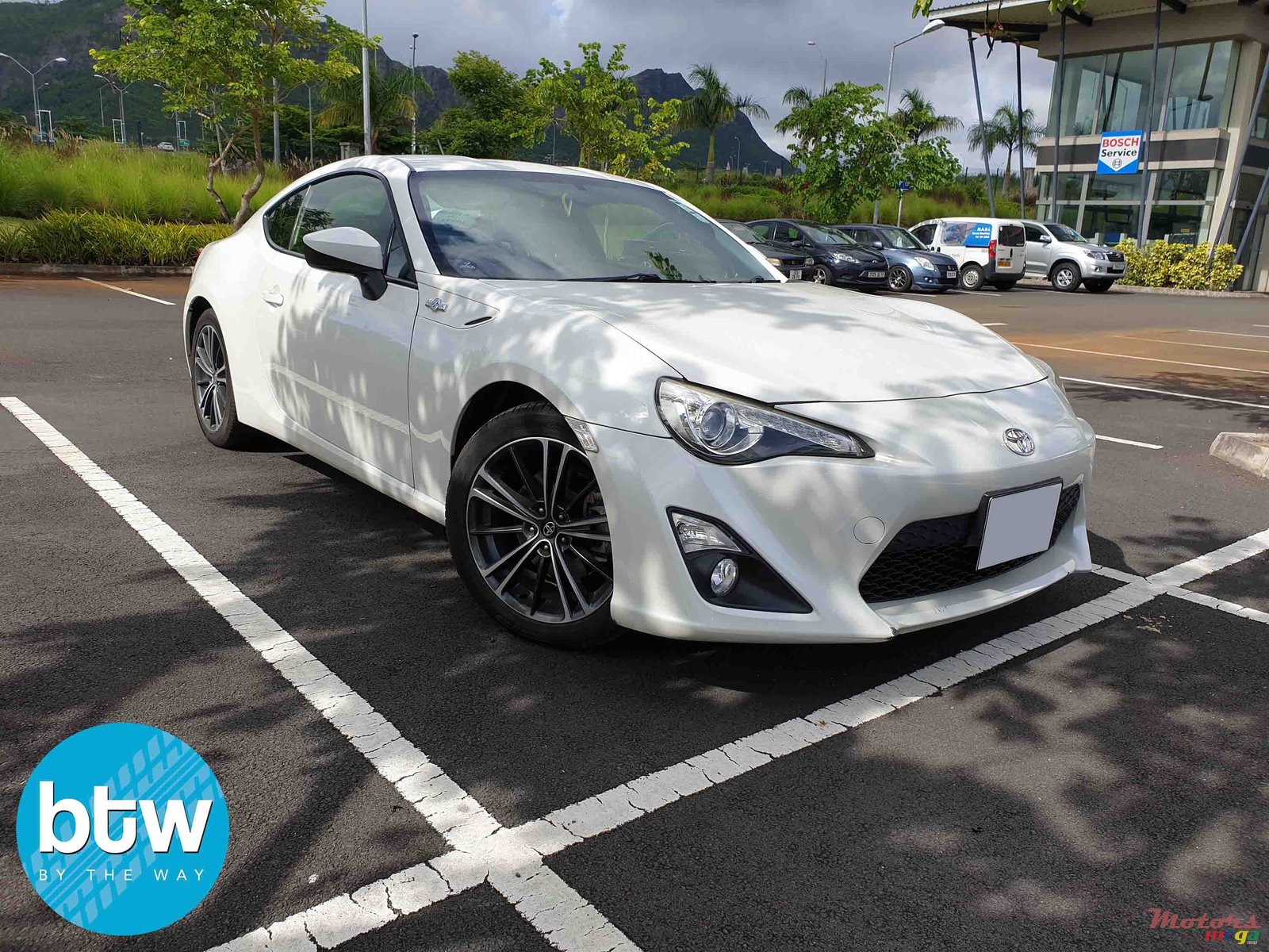 2012' Toyota GT86 photo #1