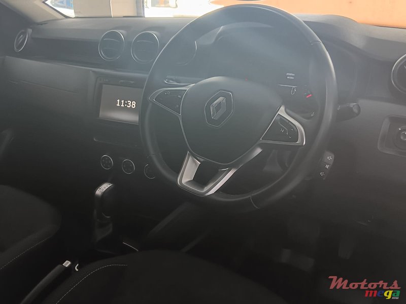 2019' Renault Duster photo #3