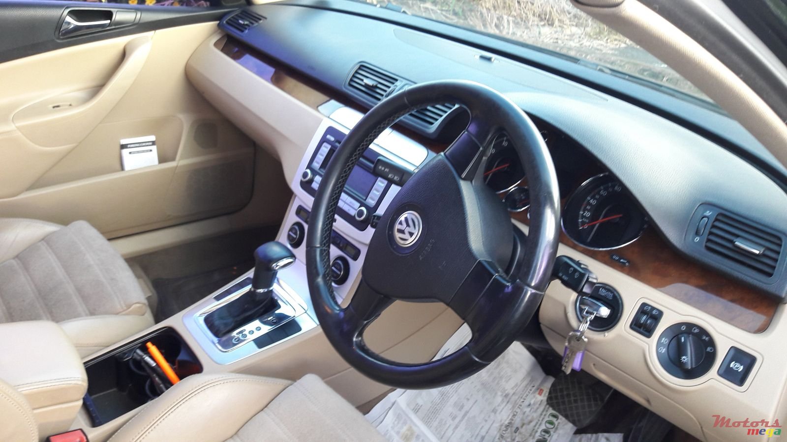 2006' Volkswagen Passat photo #3