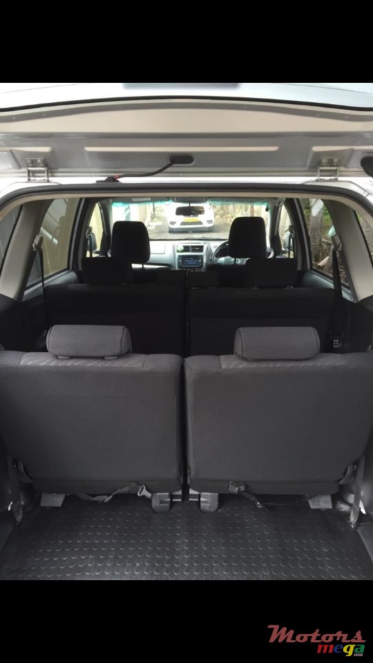 2016' Toyota Avanza photo #5