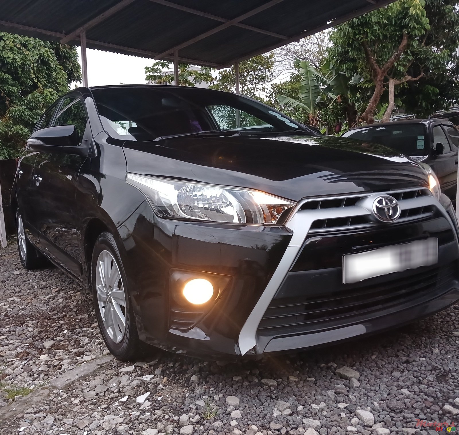 2015' Toyota photo #2