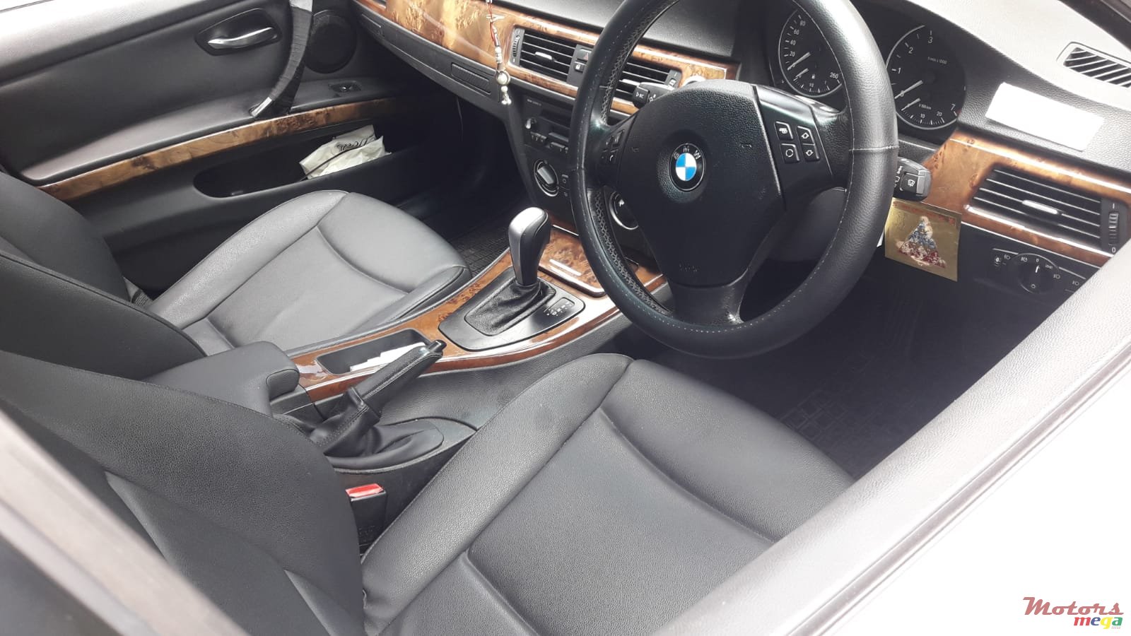 2007' BMW 320 photo #5