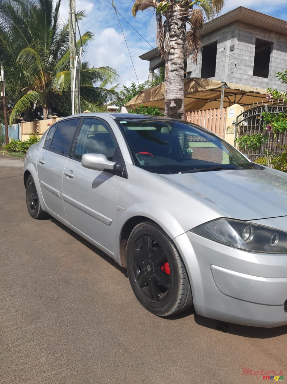 2004' Renault Megane 2 photo #1