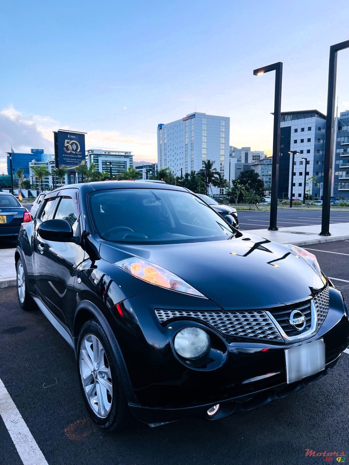 2012' Nissan Juke photo #1