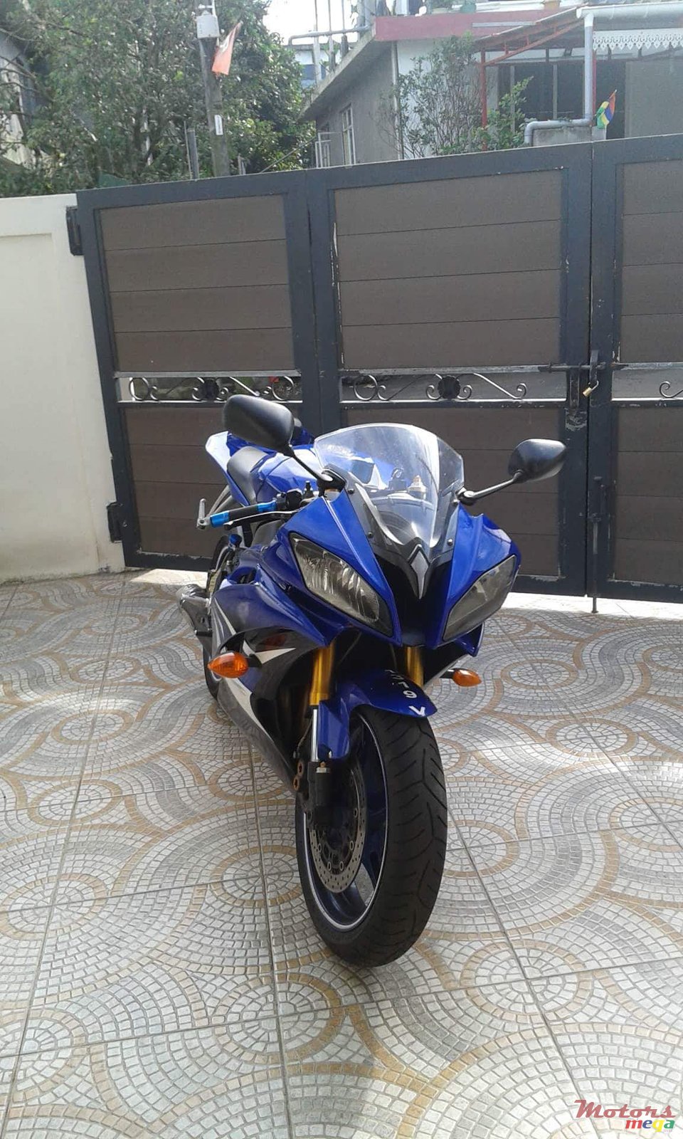 2010' Yamaha R6 photo #1