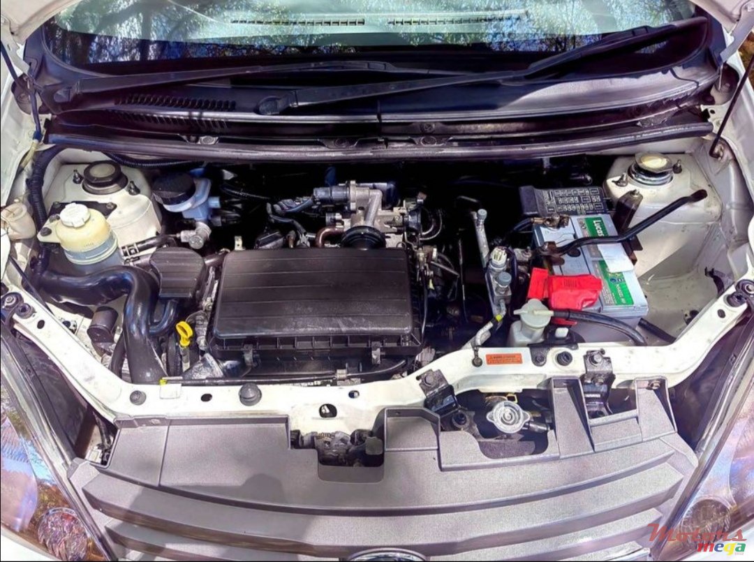 2013' Perodua Viva Elite photo #3