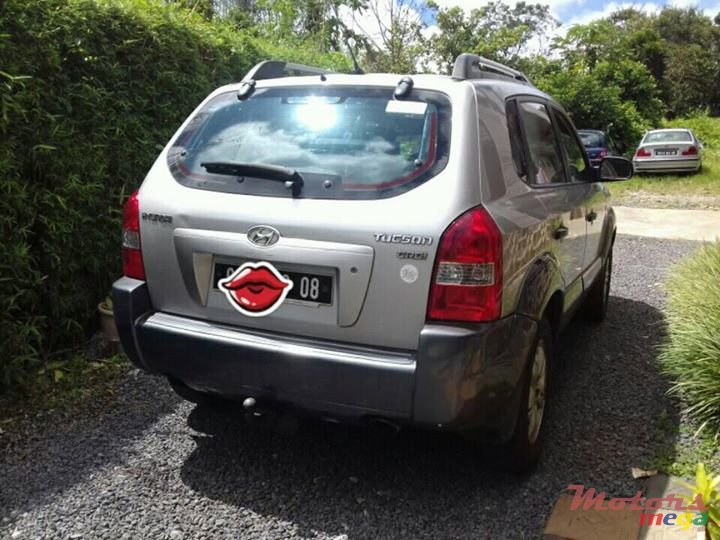 2008' Hyundai Tucson TURBO DIESEL photo #2