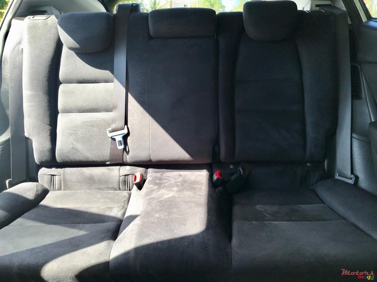 2012' Honda Insight photo #2