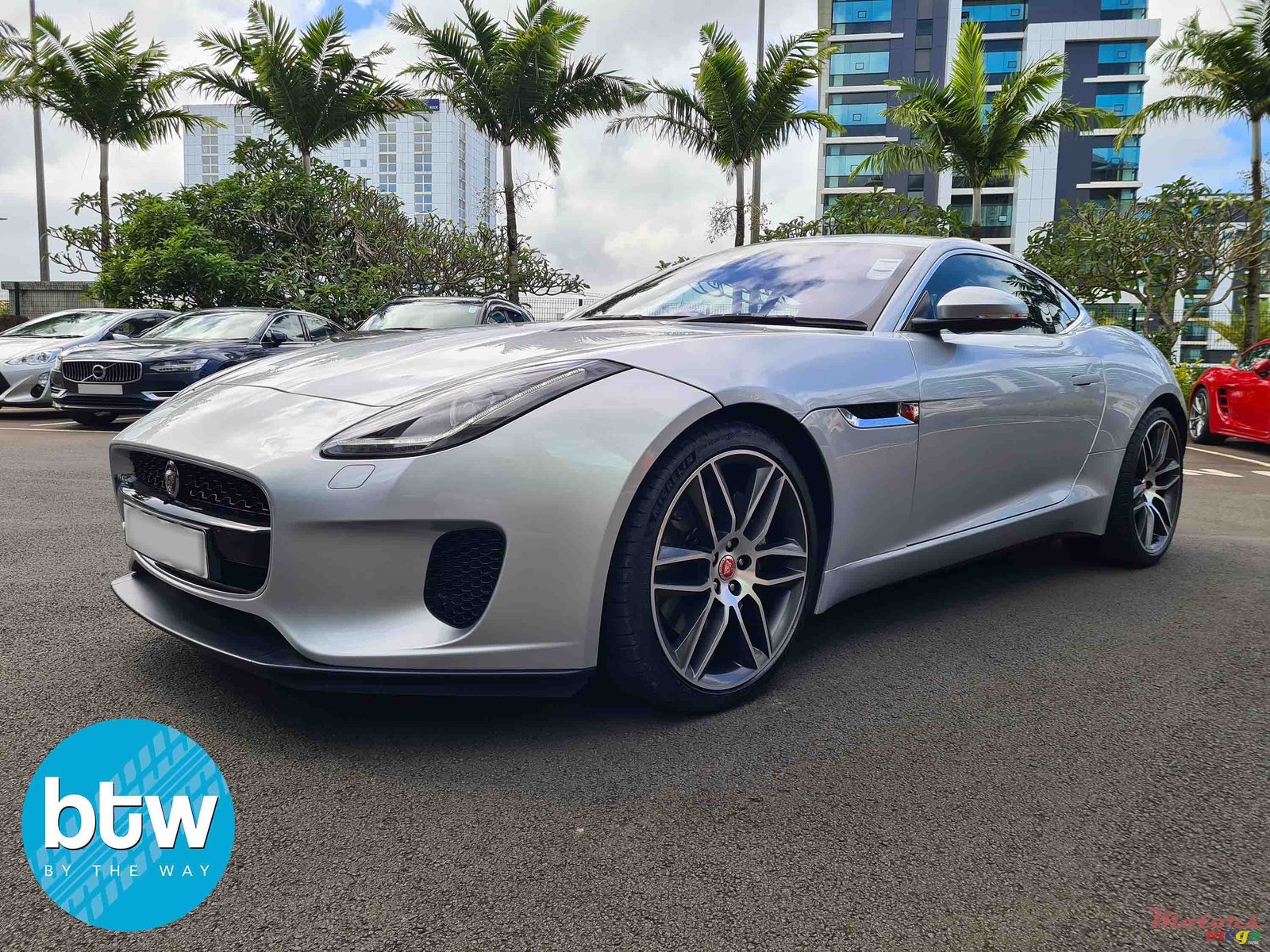 2021' Jaguar F-Type photo #2