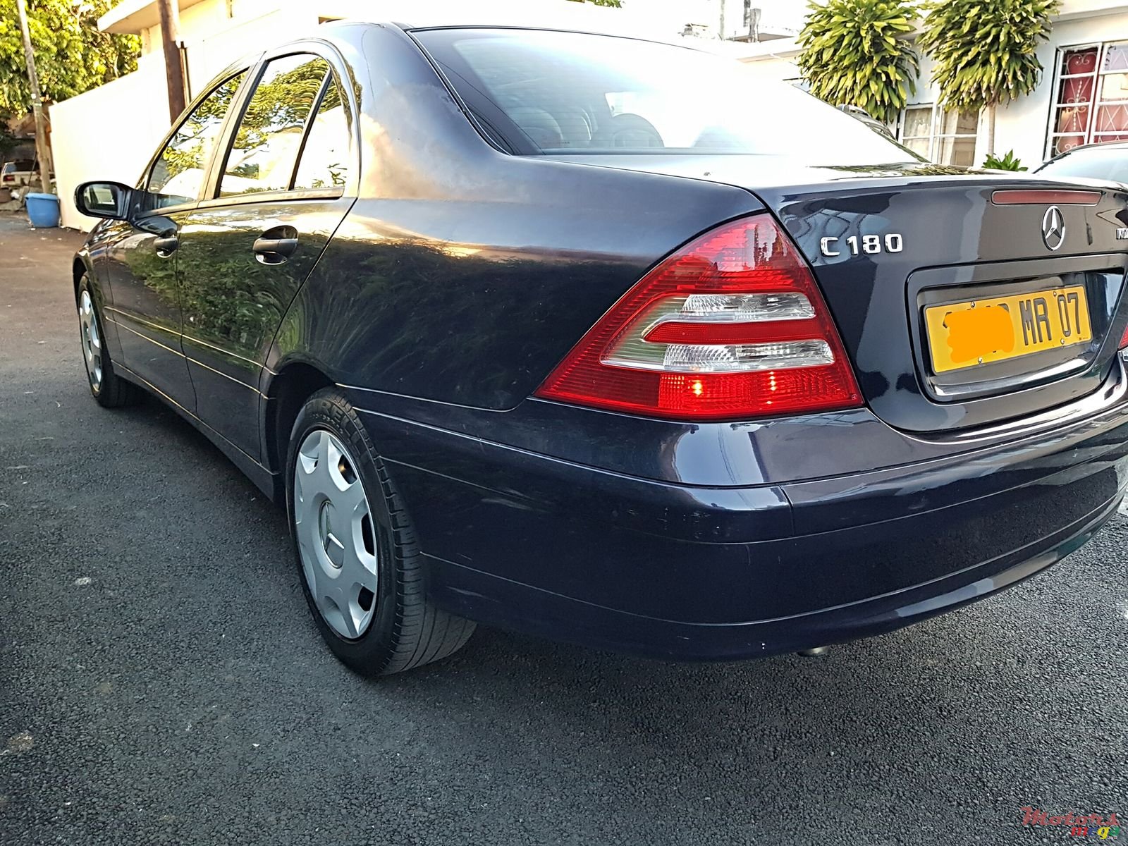 2007' Mercedes-Benz c 180 automatic photo #3