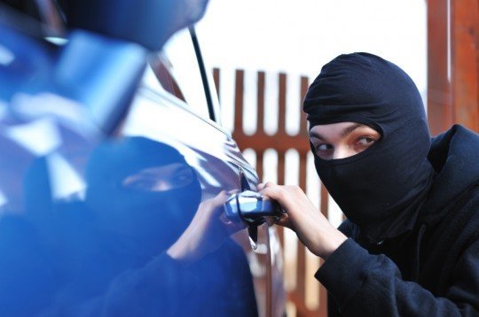 Theft of vehicles: cars considered "Total Loss" reused