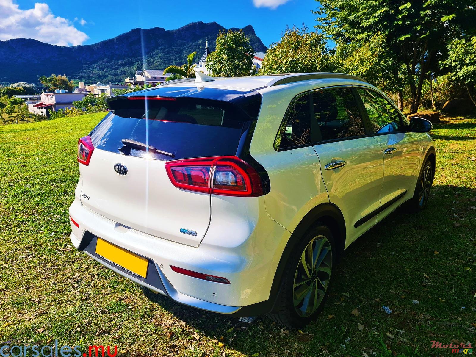 2019' Kia Niro Eco Hybrid photo #4