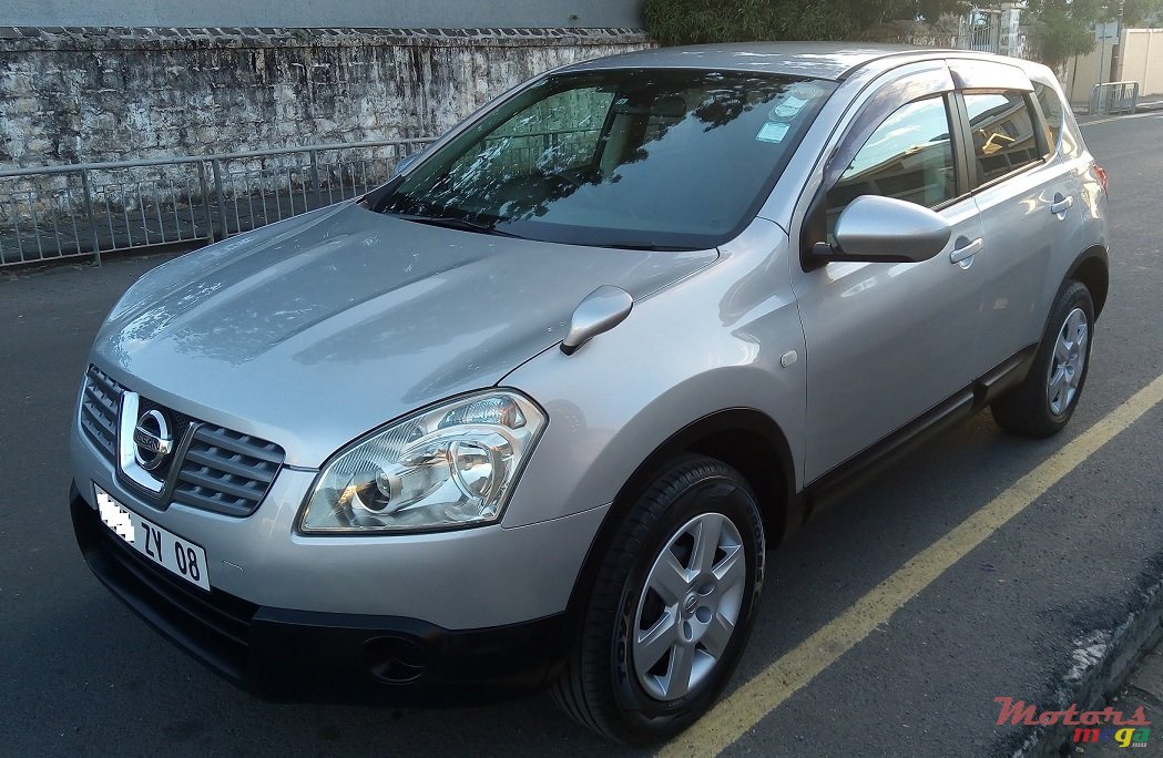 2008' Nissan Qashqai Dualis photo #2