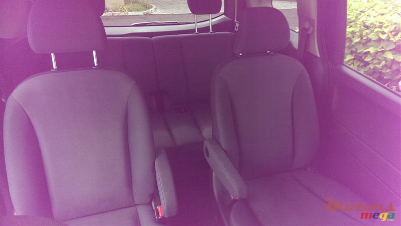 2010' Honda photo #3