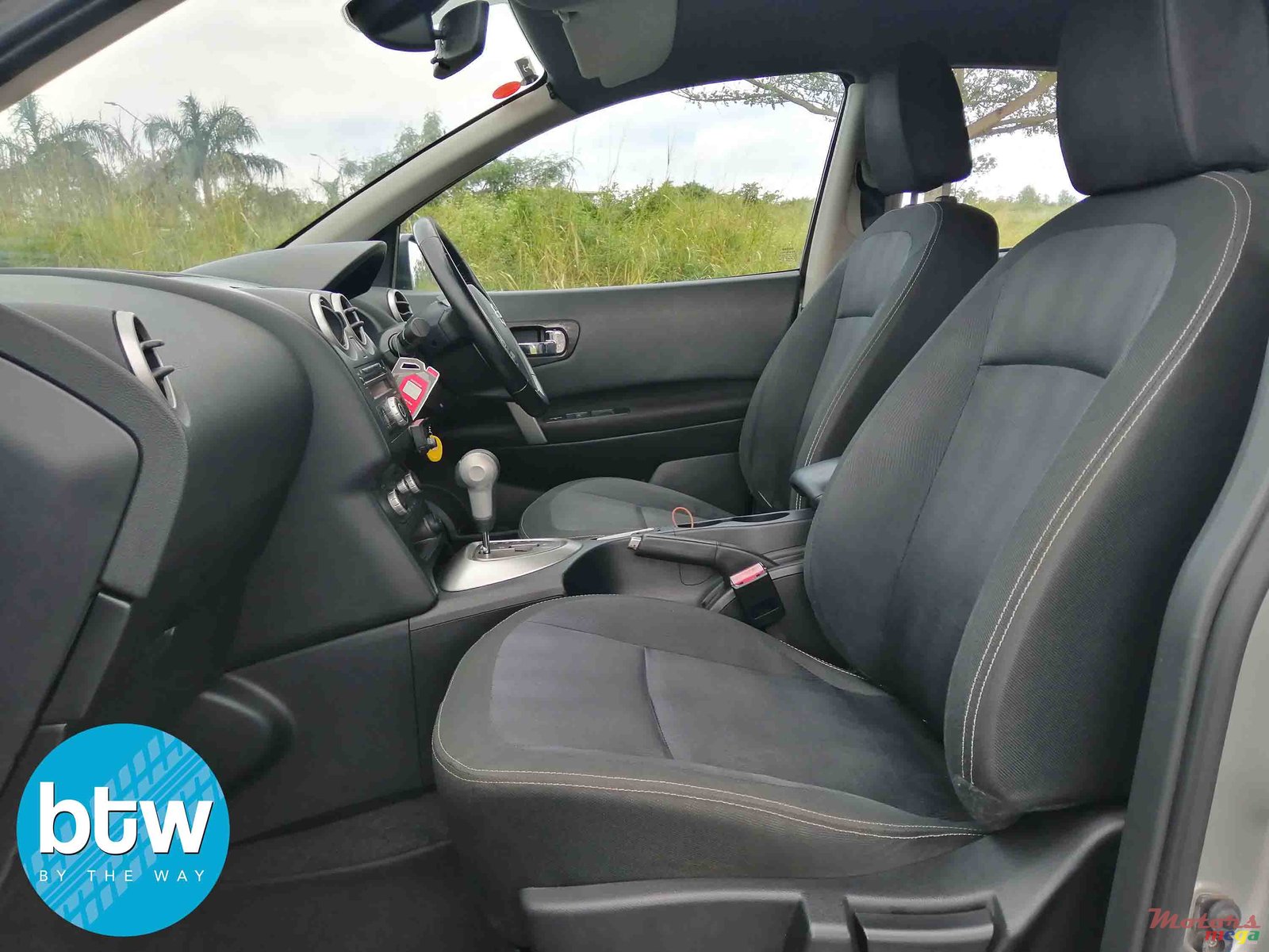 2010' Nissan Qashqai photo #5