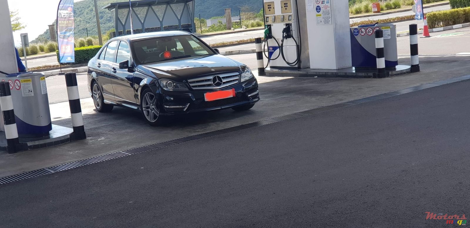 2011' Mercedes-Benz C-Class AMG SPORTS PACK ( photo #1