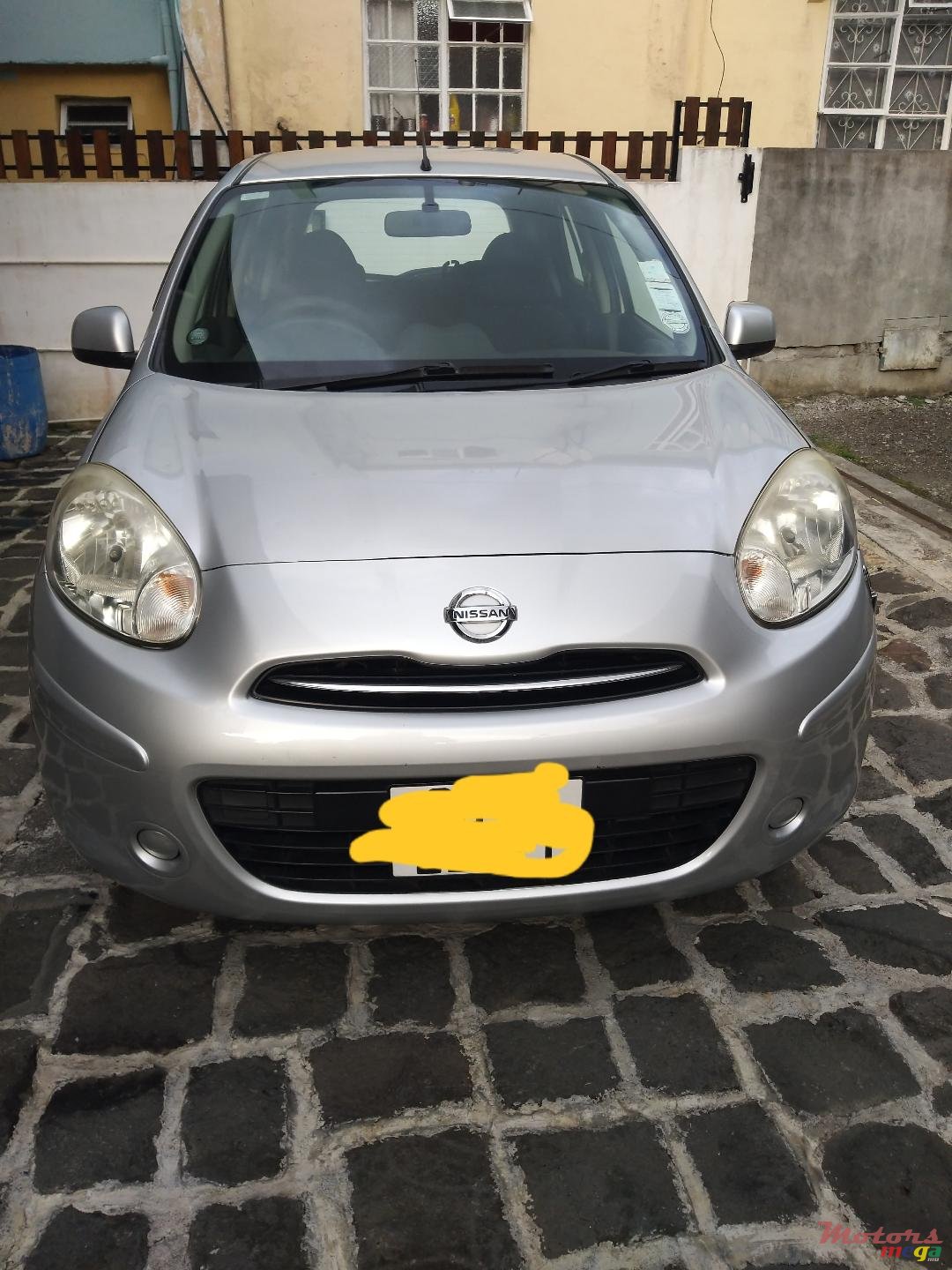 2011' Nissan March photo #1