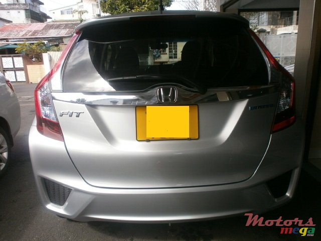 2017' Honda Fit Hybrid photo #7