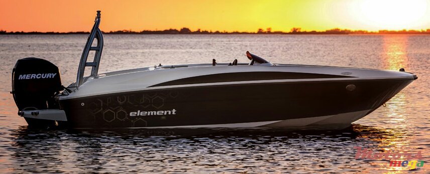 2015' Bayliner photo #1