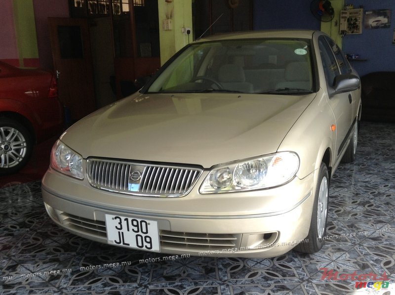 2009' Nissan Sunny N17 photo #1