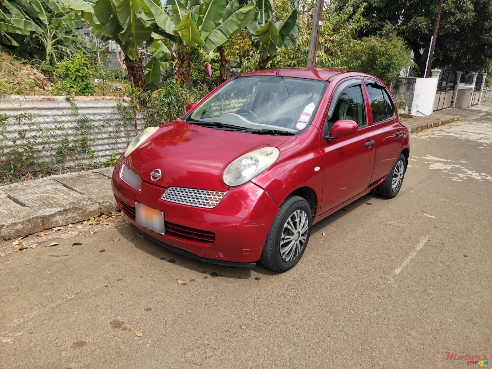 2004' Nissan March photo #1