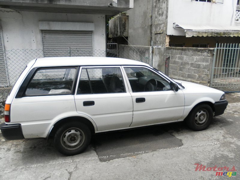 1990' Toyota Corolla EE96 photo #1