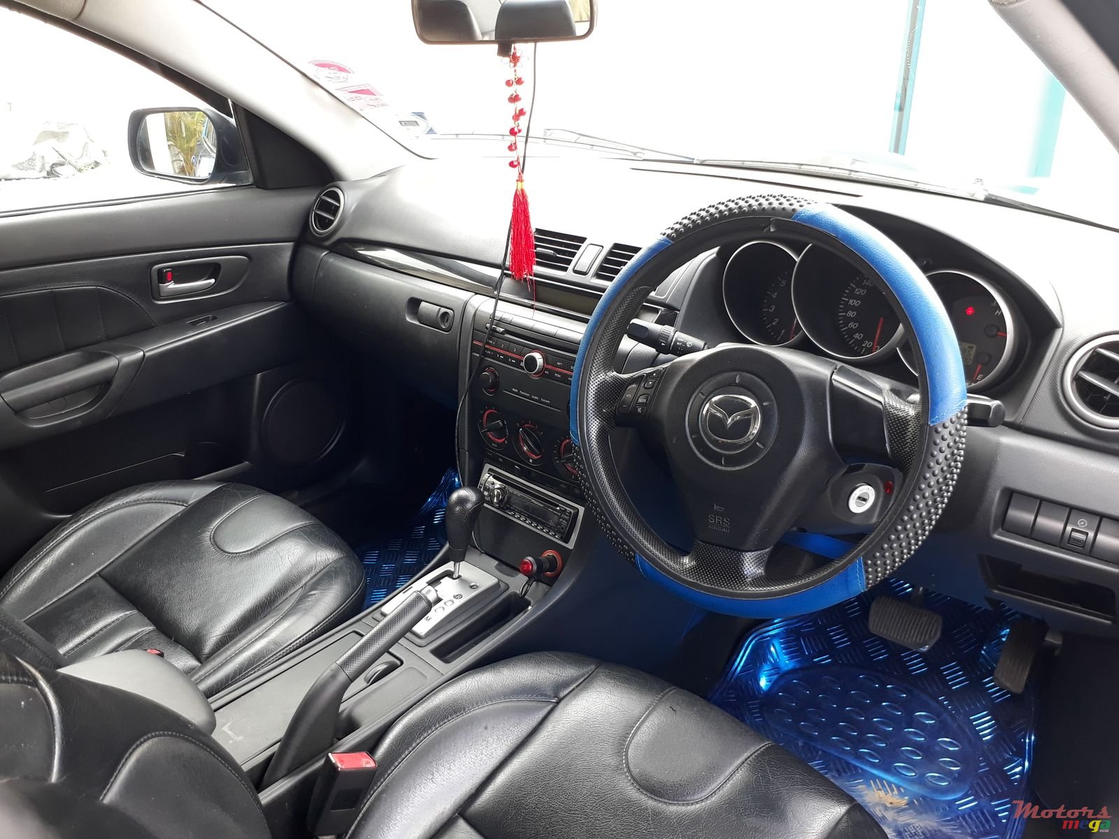 2004' Mazda 3 photo #5