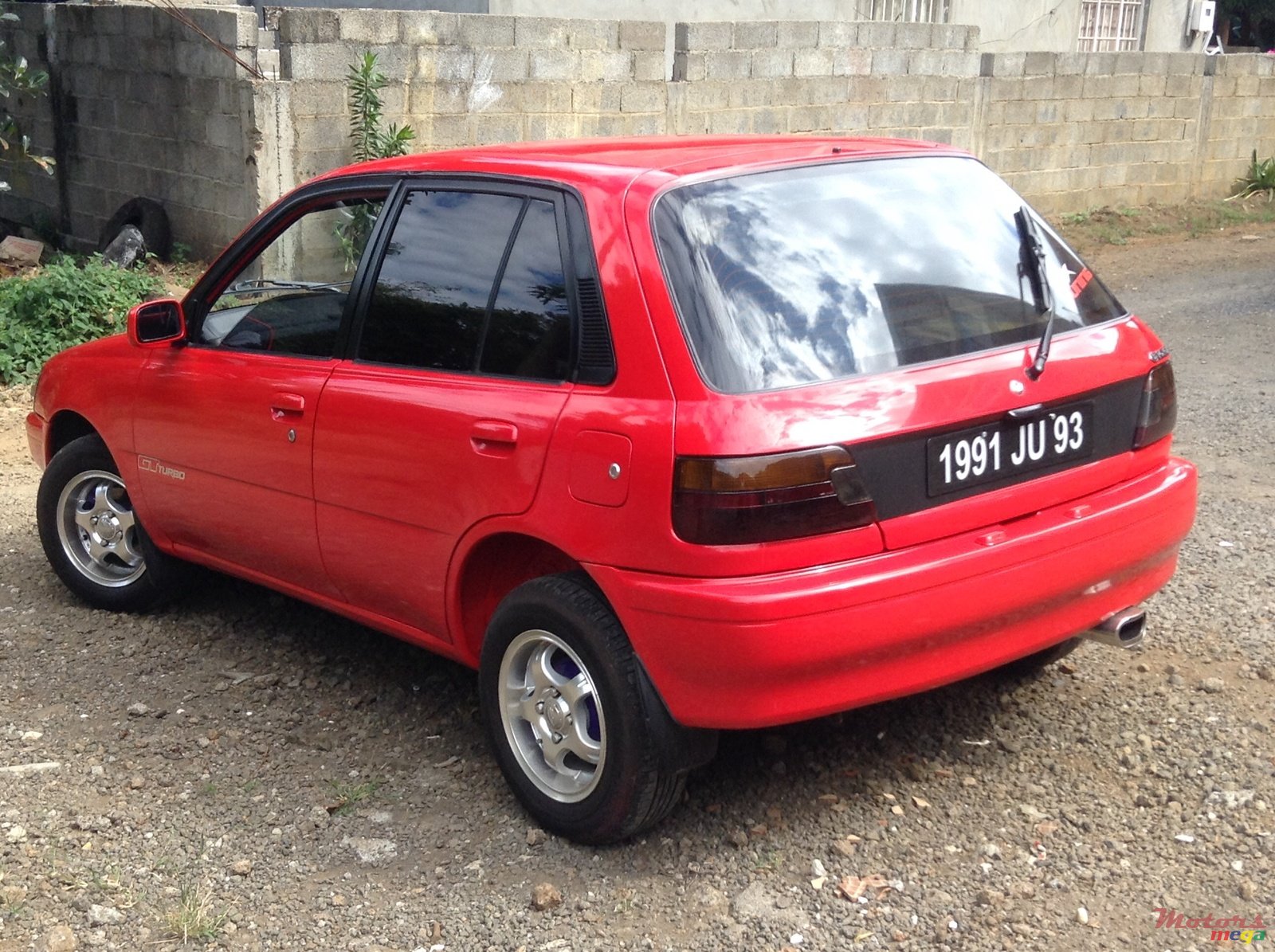 1993' Toyota Starlet photo #2