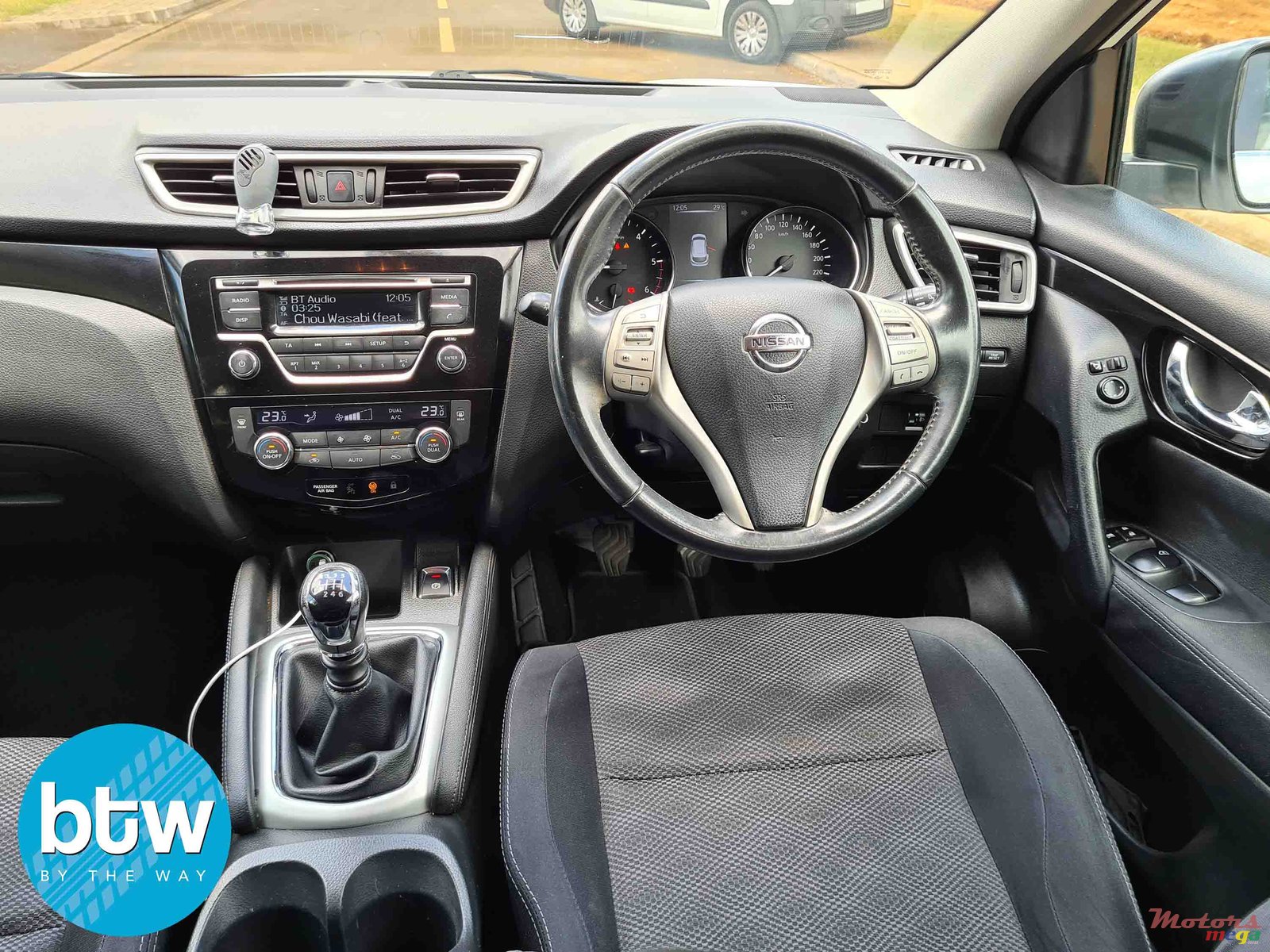 2015' Nissan Qashqai photo #5