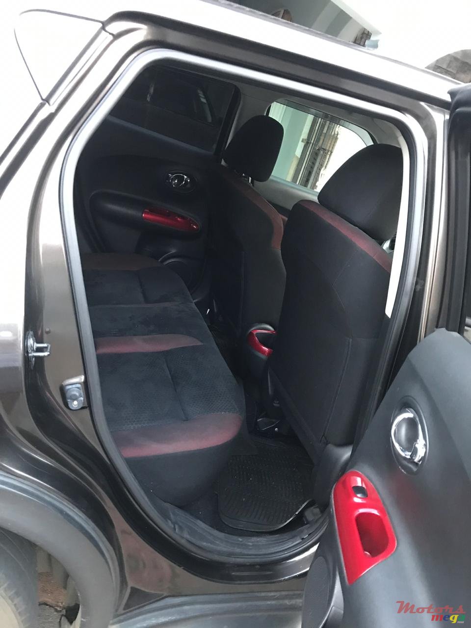 2013' Nissan Juke photo #5