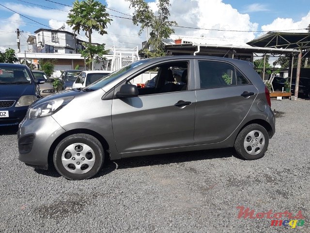 2011' Kia Picanto photo #4